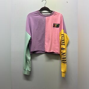 Colorblock crop sweatshirt